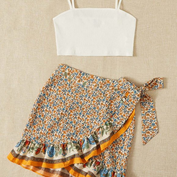 New 2pc set Rib Knit Cami Crop Top & Ditsy Floral Print Wrap Hem Skirt Set - Picture 4 of 5